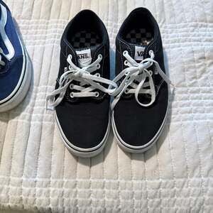 Vans Atwood Low-Top Black Canvas Skate Shoes Men's Size 9